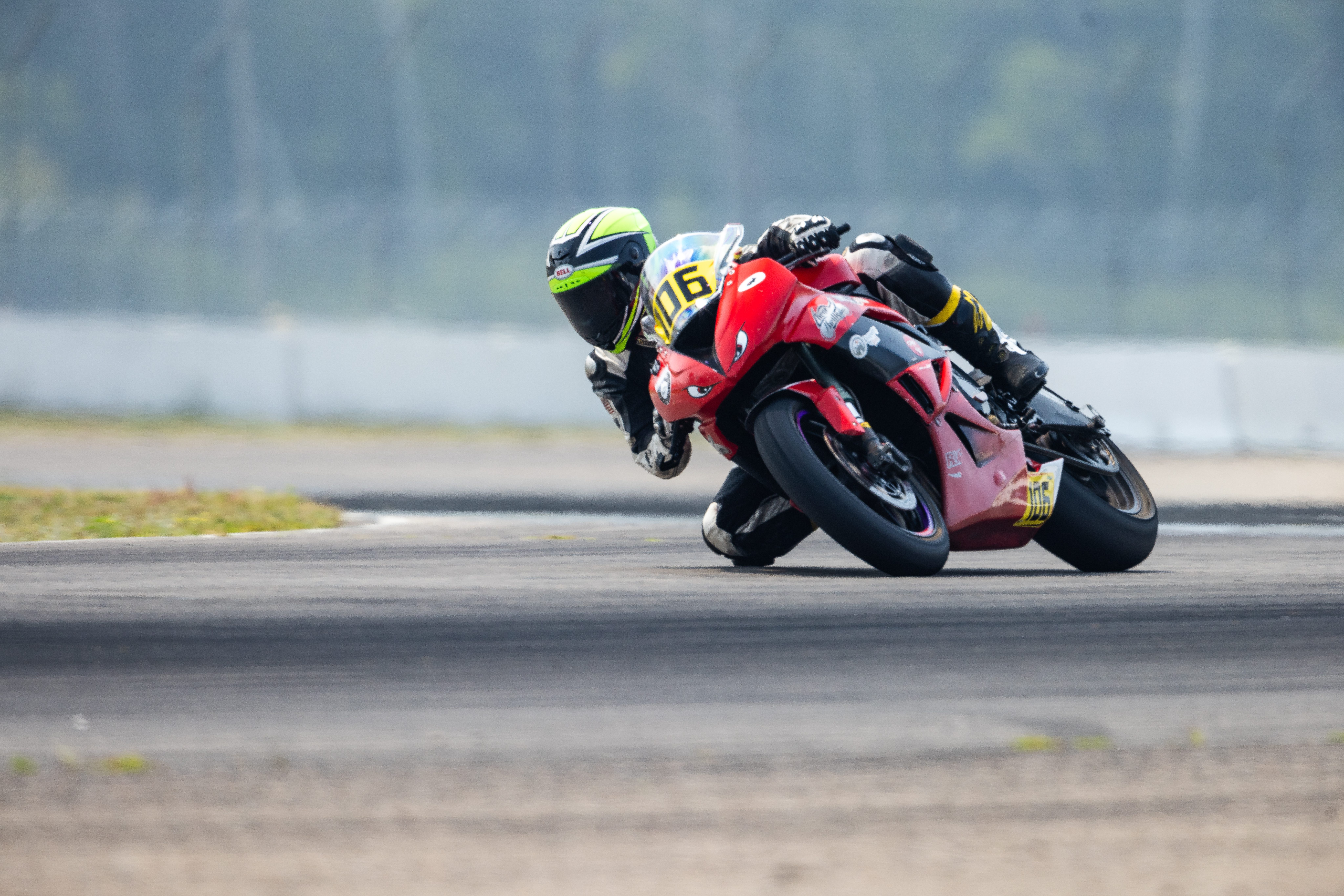 2009 ZX6R at Turn 13